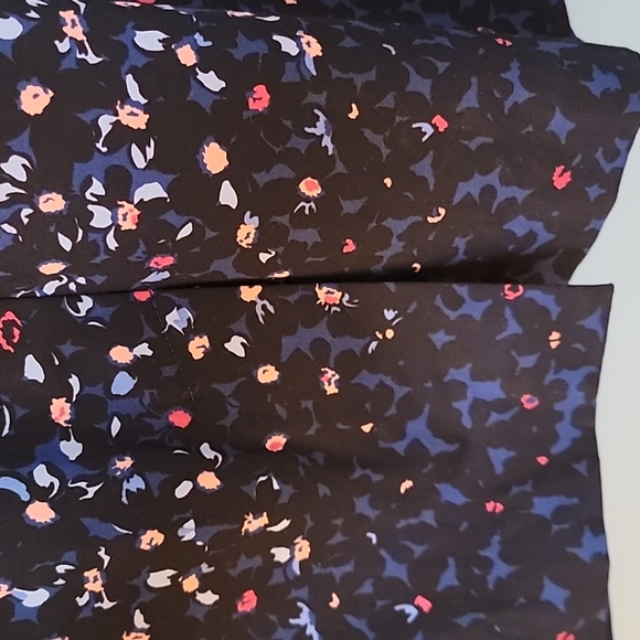 EUC TALBOTS Floral Dress SZ 8P Light Colors And Shades Of Blue - Picture 4 of 11